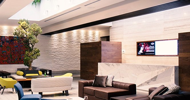 24 hours reception Krystal Grand Suites Insurgentes Mexico City