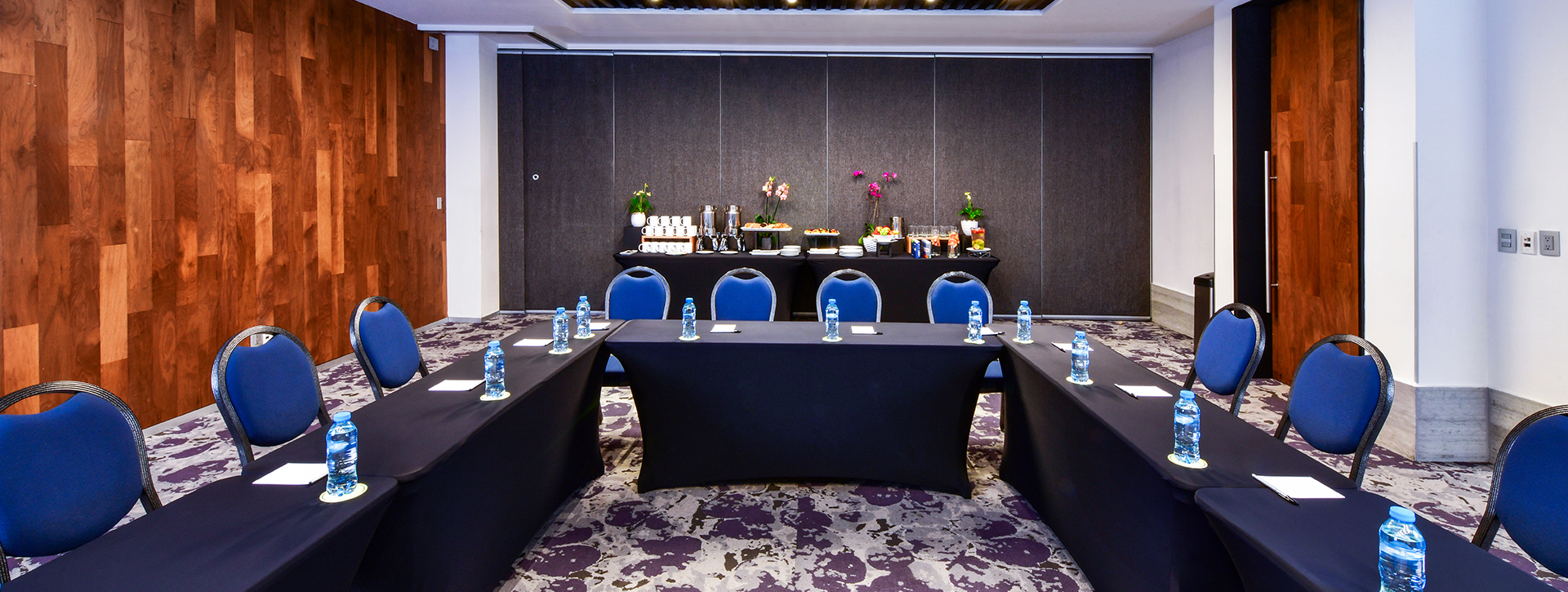 Krystal Grand® Suites Insurgentes Mexico City Krystal Grand® Suites Insurgentes Mexico City